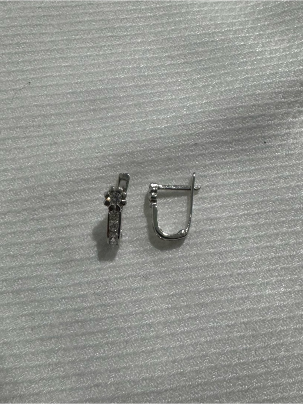 14k White Gold Floral Cubic Zirconia Hinge Hoop Earrings